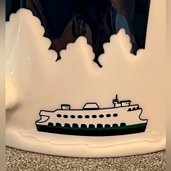 Seattle Skyline Starbucks Collector Series 3D Relief Black White 2012 16 oz Mug - Picture 5 of 9